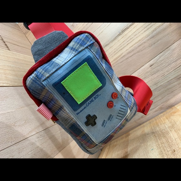 Gameboy Chest Bag - Picture 7 of 8